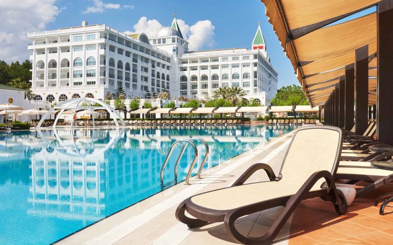 the-popular-resort-amara-dolce-vita-luxury-hotel